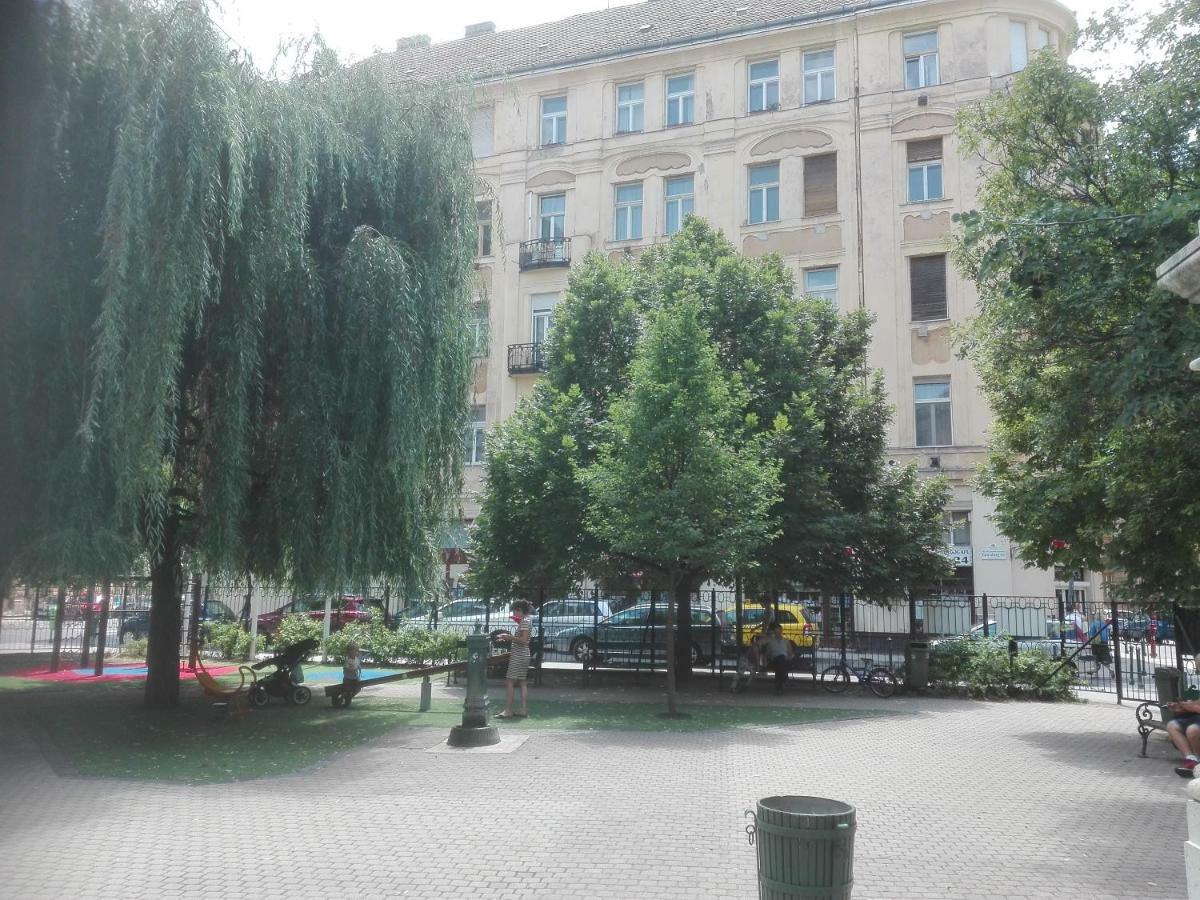 A Quiet Place In The Heart Of The City Budapest Luaran gambar